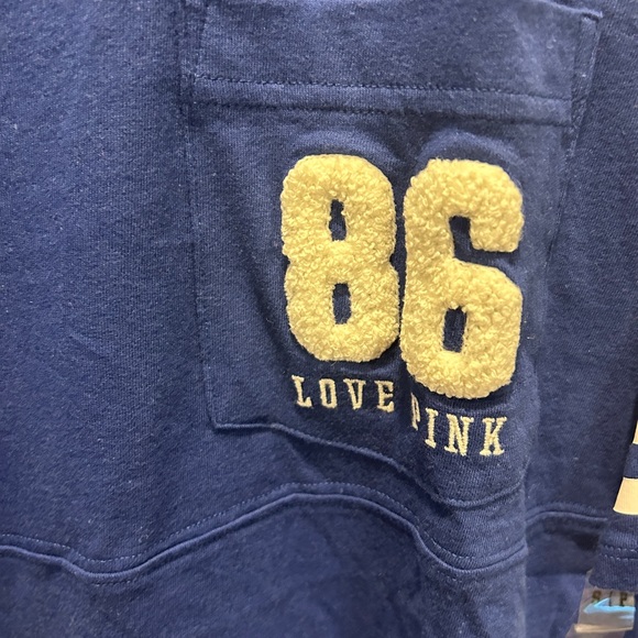 VS PINK Blue Pocket Tee shirt White Logo  NWT Small - Picture 2 of 9